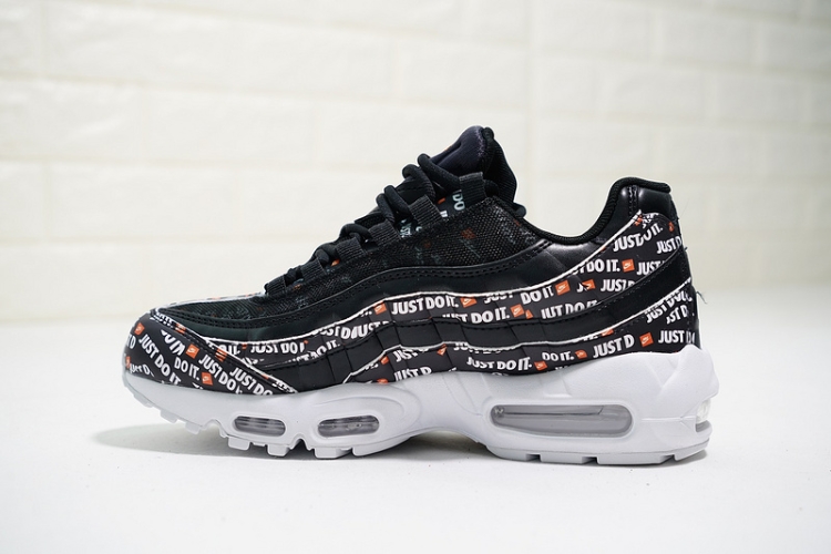 Nike air max 95 “Just Do It” logo