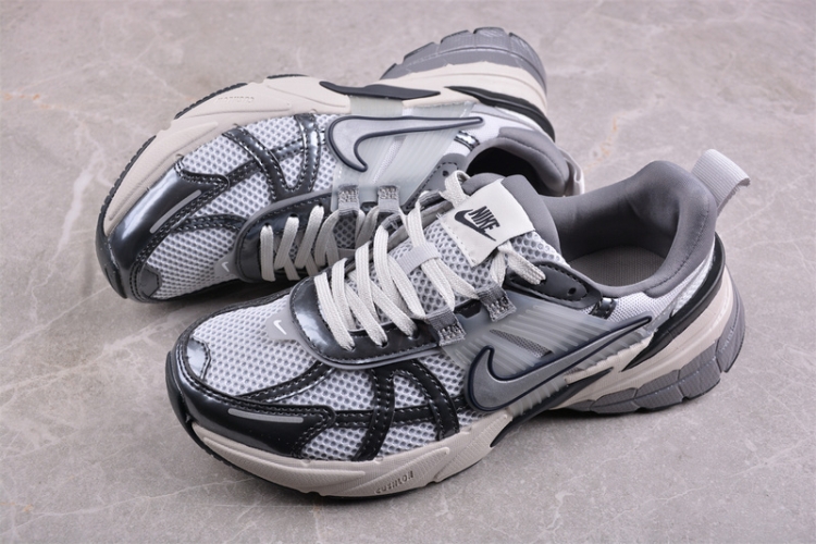 Nike V2K Runtekk Run FD0736-003
