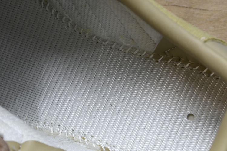  Kith x Clarks x Adidas Originals 8th Street Samba ID7298