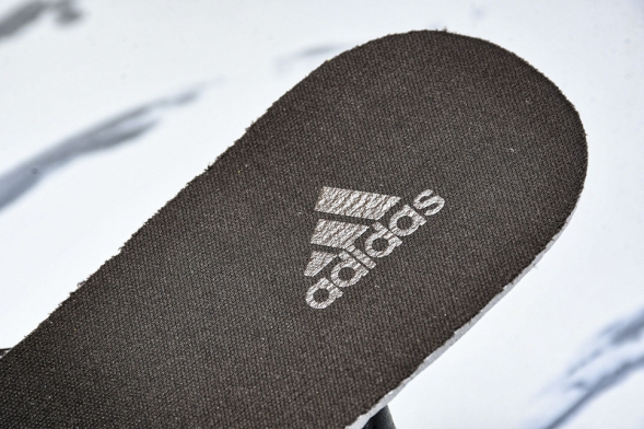 KITH x adidas Taekwondo Mei JS0298 