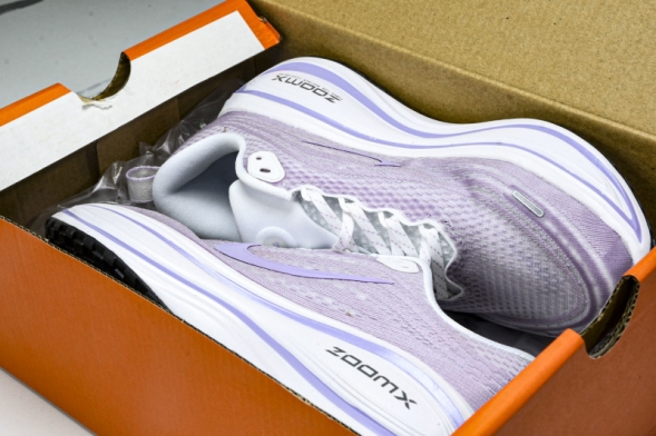 Nike Air ZoomX Vomero 18 Plus HM6805 110 