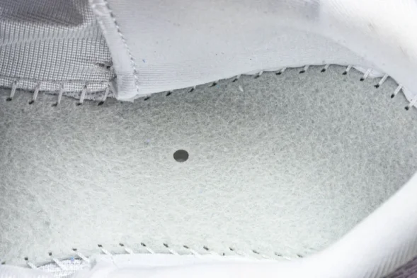 Nike Air ZoomX Vomero 18 Plus HM6805 110 