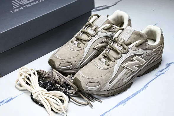 New Balance 204 U204LMMA 