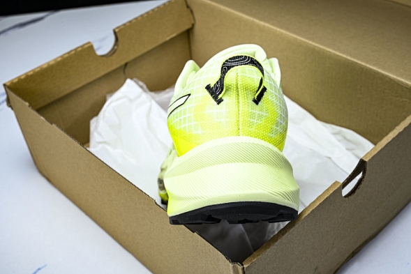 Asics Trabuco Max 3 1011B800-300 