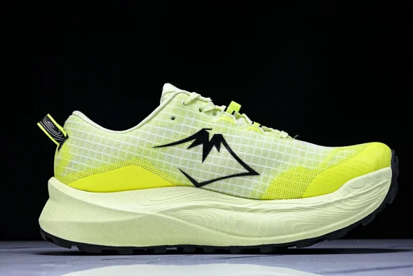 Asics Trabuco Max 3 1011B800-300 