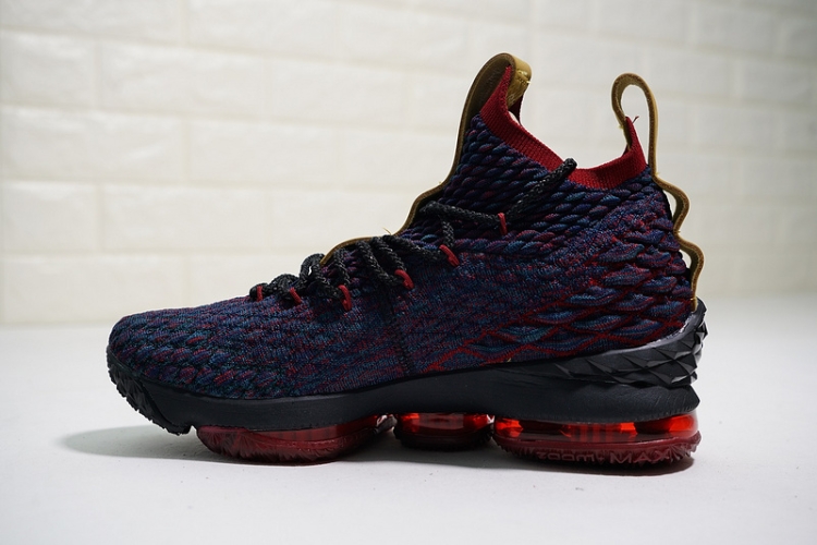 Nike LeBron 15 897649-300