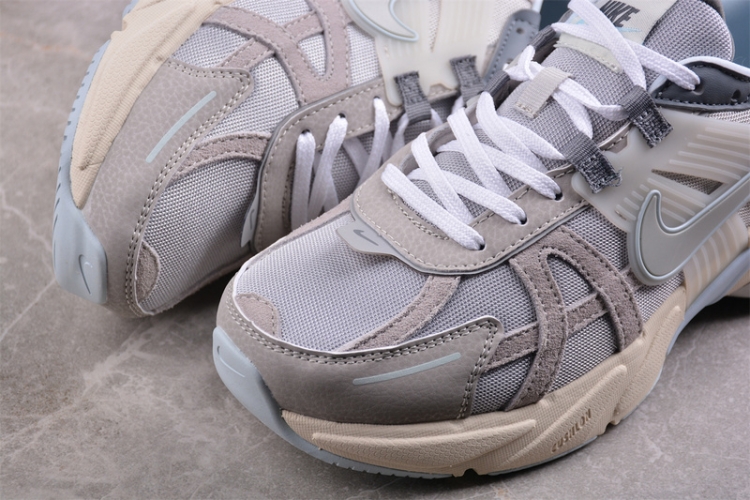  Nike V2K Runtekk Run 3XL FZ3596-072