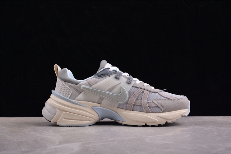  Nike V2K Runtekk Run 3XL FZ3596-072