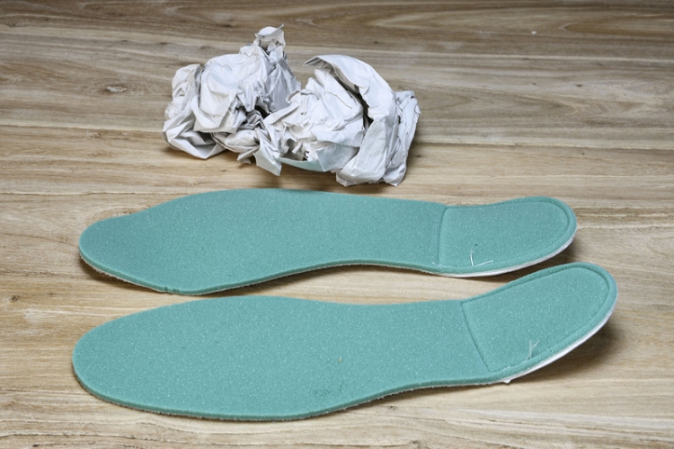  Kith x Clarks x Adidas Originals 8th Street Samba ID7296