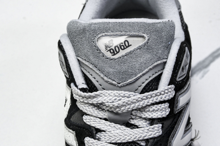  New Balance 9060 U9060JBD
