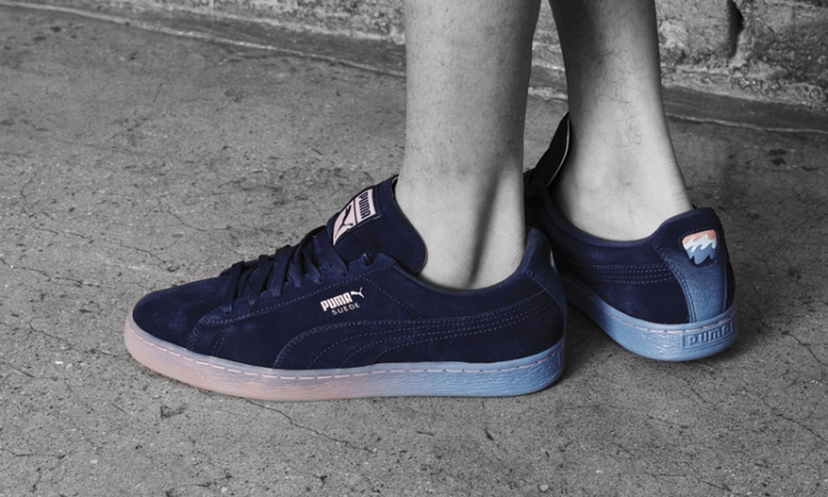 Pink dolphin pumas online