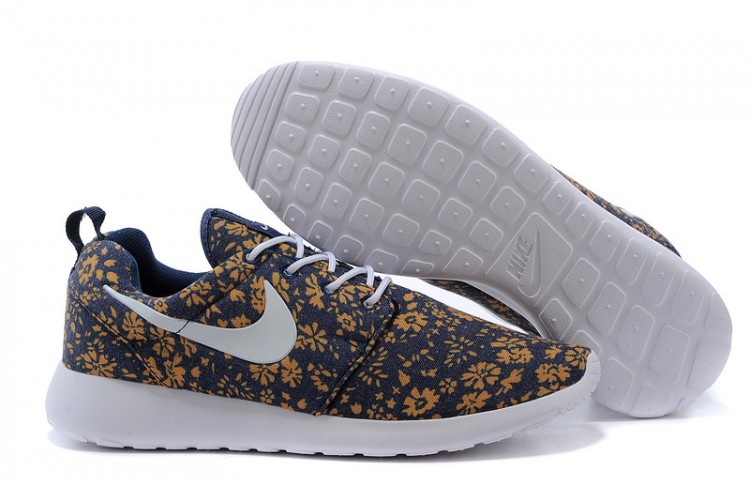 Nike Roshe Run Customs