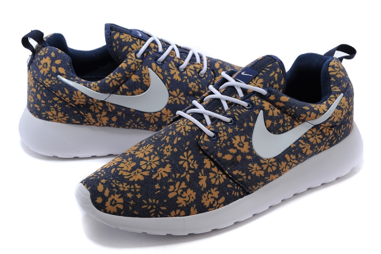 Nike Roshe Run Customs