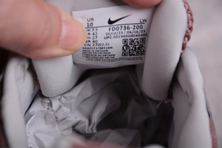  Nike V2K Runtekk Run FD0736-200