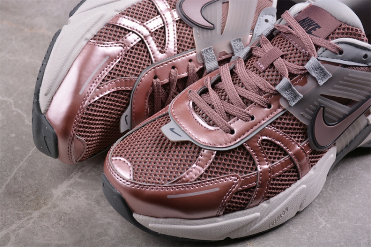  Nike V2K Runtekk Run FD0736-200
