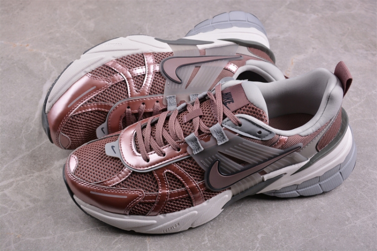  Nike V2K Runtekk Run FD0736-200