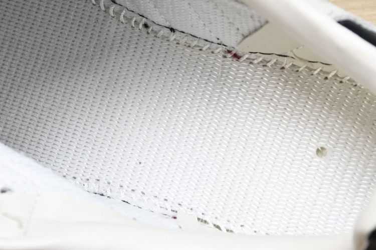  Kith x Clarks x Adidas Originals 8th Street Samba IE4032