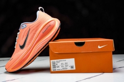 Nike Air ZoomX Vomero 18 Plus HM6805 123