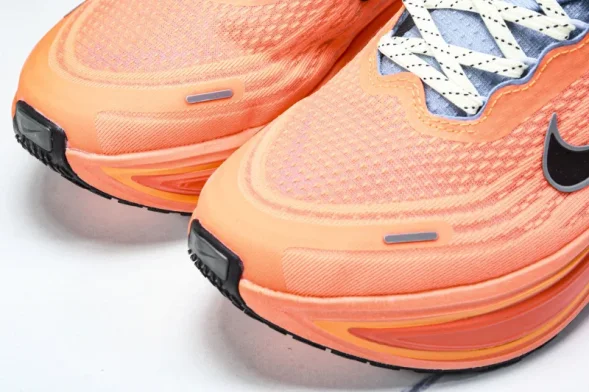 Nike Air ZoomX Vomero 18 Plus HM6805 123 