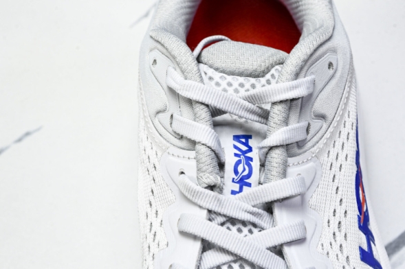 HOKA Bondi 9 1162011 CYLT 