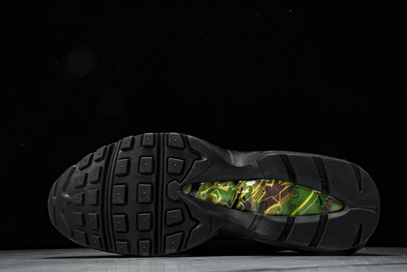 Nike Air Max 95 x Corteiz FB2709 300 