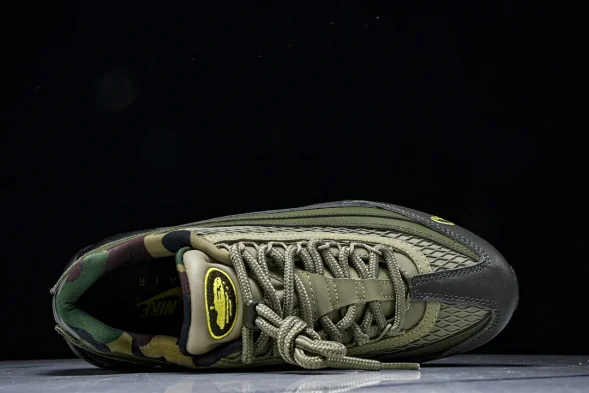 Nike Air Max 95 x Corteiz FB2709 300 