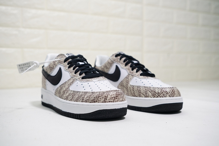 Nike Air Force 1 07 Premium Snake Cocoa 845053-104