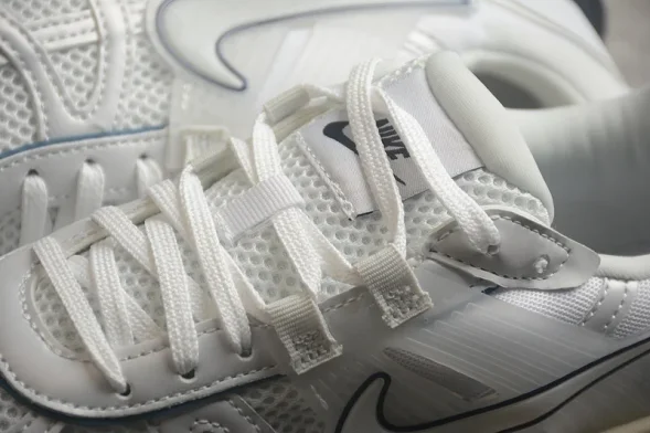 Nike V2K Runtekk Run FD0736 102 