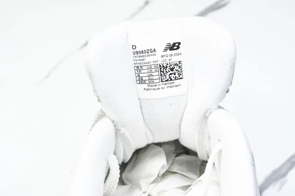 New Balance 9060 U9060ZGA 