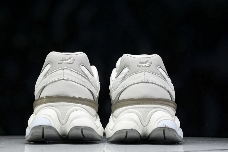  New Balance 9060 U9060ZGA