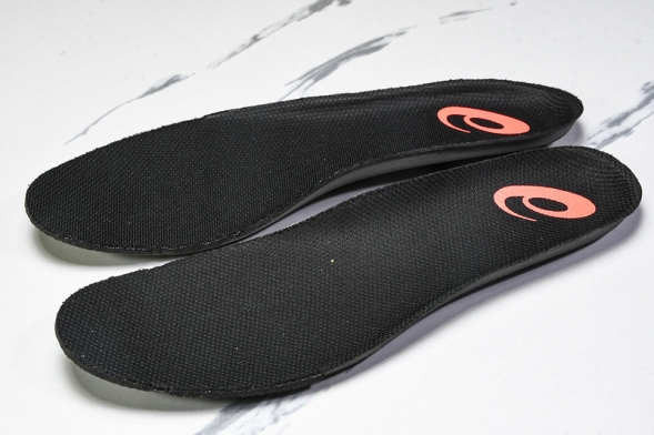 Asics Nova Surge 3 1061A049-750 