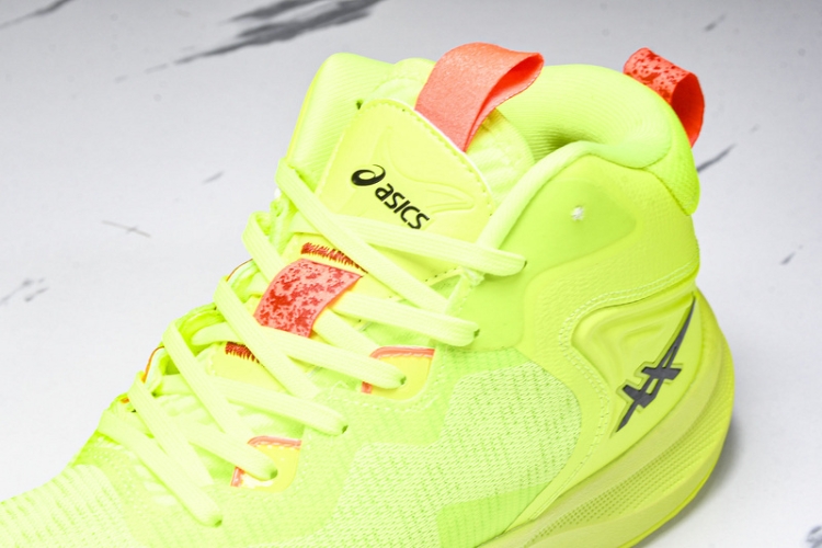 Asics Nova Surge 3 1061A049-750