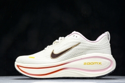 Nike Air ZoomX Vomero 18 Plus HM6805 106