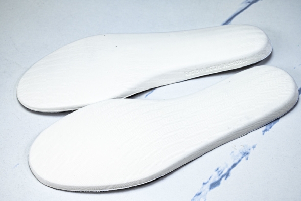 HOKA Bondi 9 1162011 LNMT 