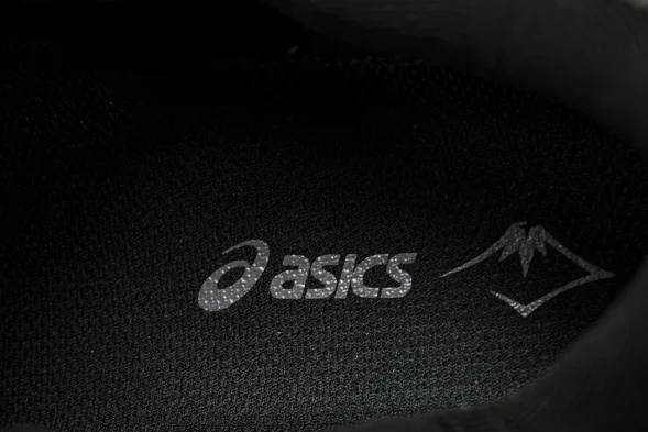 Asics Trabuco Max 3 1011B800-100 