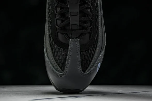Nike Air Max 95 x Corteiz FB2709 002 