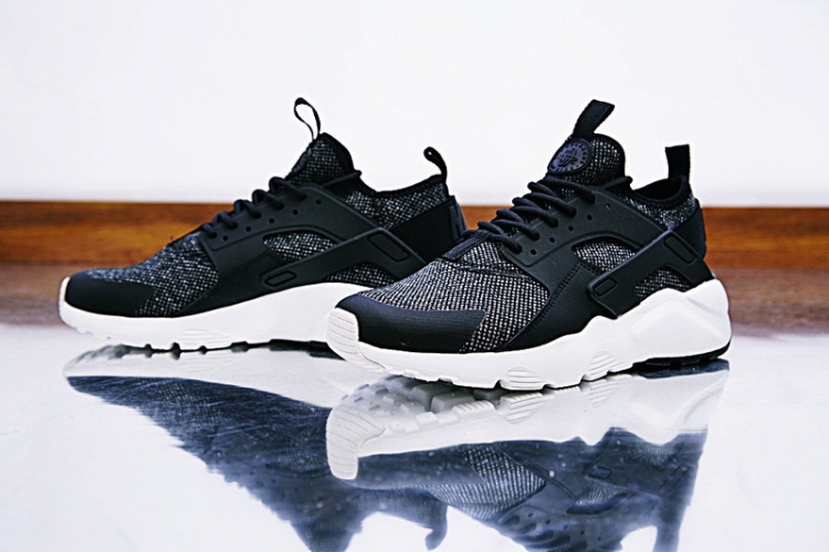 NIKE AIR HUARACHE RUN ULTRA ID 833147-003