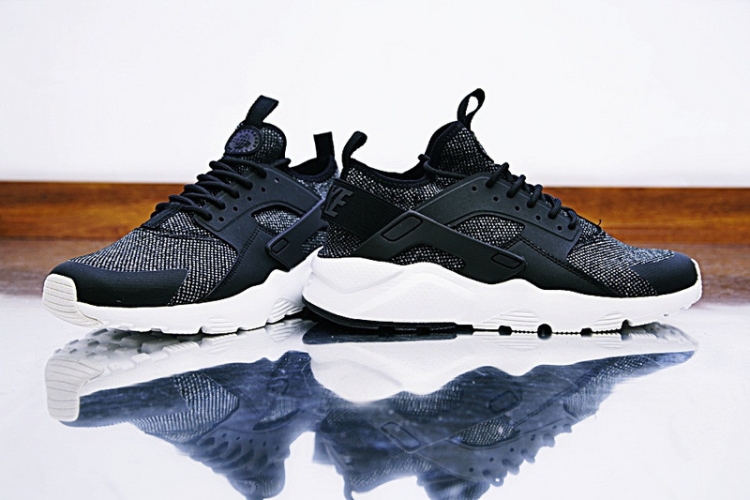 NIKE AIR HUARACHE RUN ULTRA ID 833147-003