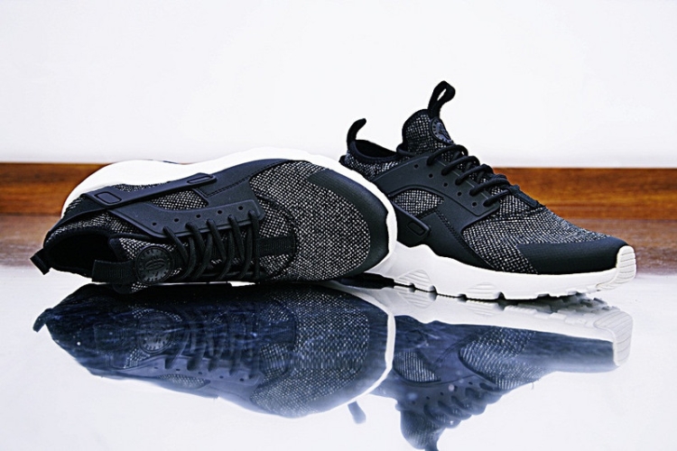 NIKE AIR HUARACHE RUN ULTRA ID 833147-003