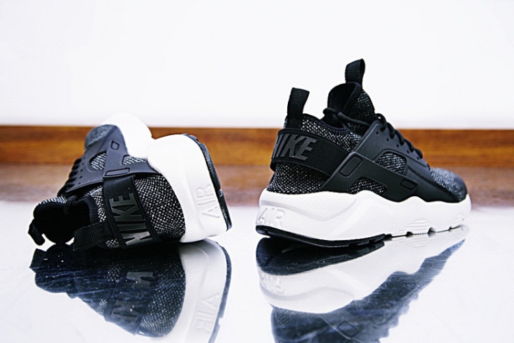 NIKE AIR HUARACHE RUN ULTRA ID 833147-003