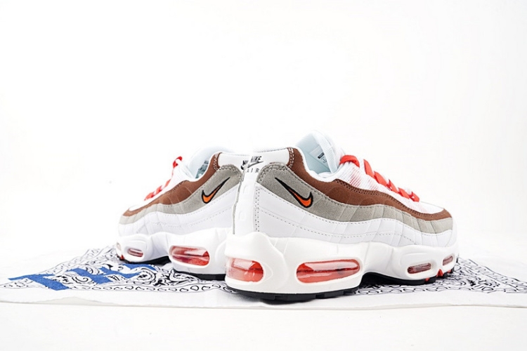 Nike WMNS Air Max 95 Essential 307960-102