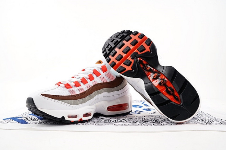 Nike WMNS Air Max 95 Essential 307960-102