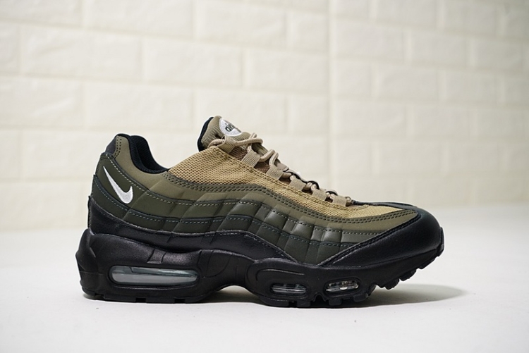 Nike air max 95 Essential 749766-024