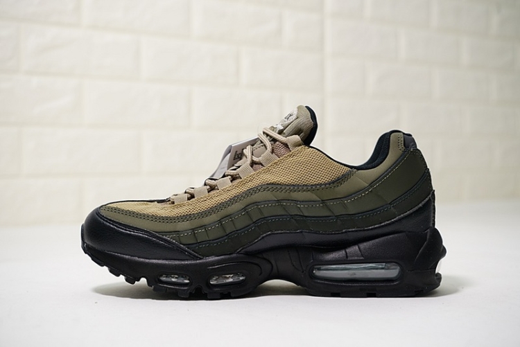 Nike air max 95 Essential 749766-024