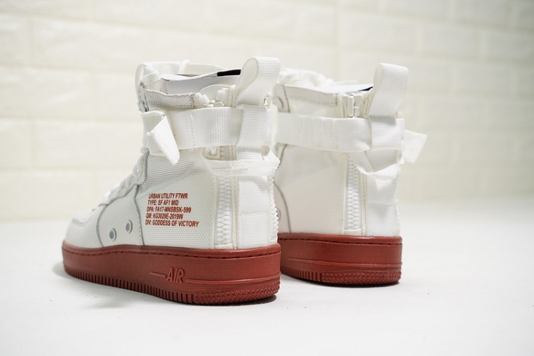 Nike SF Air Force 1 Mid 917753-100 