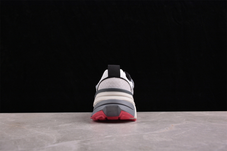  Nike V2K Runtekk Run FD5061-100