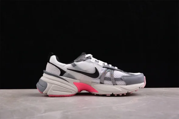 Nike V2K Runtekk Run FD5061-100 