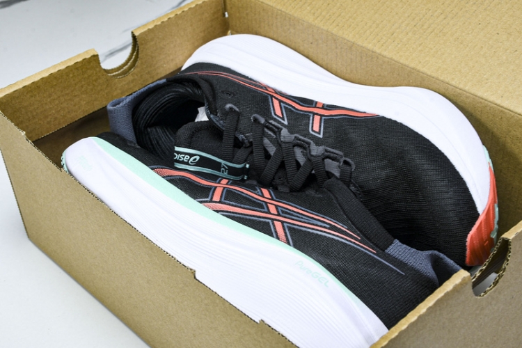 Asics Gel-Nimbus 27 1011B958-101