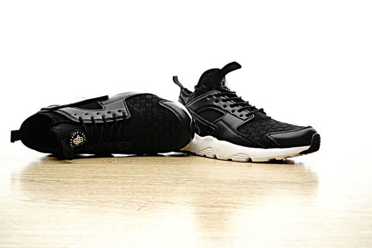 NIKE AIR HUARACHE RUN ULTRA ID 762826-881