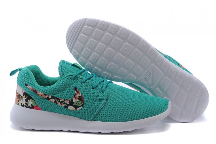 Nike Roshe Run Customs